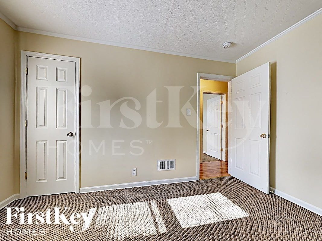 Building Photo - 3529 212th Pl