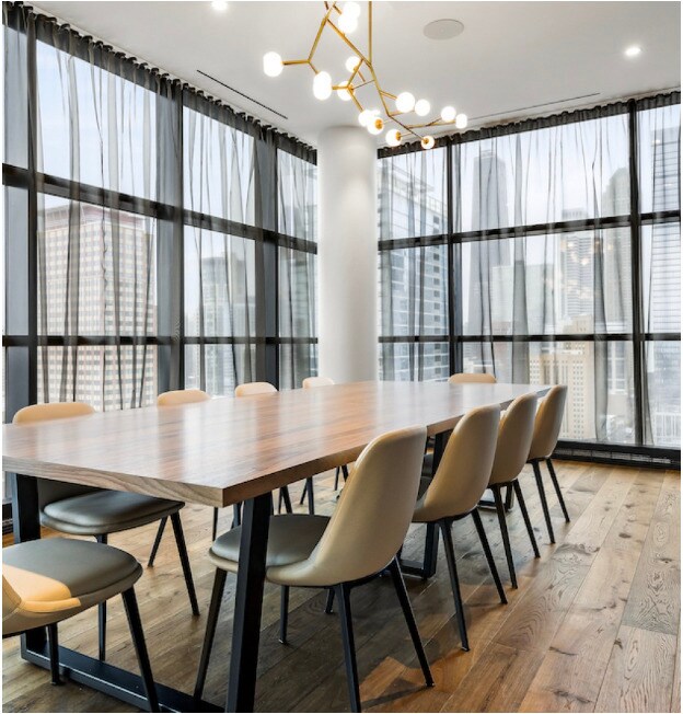 Building Photo - 741 N Wells St