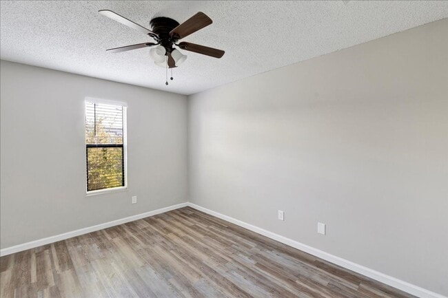 Building Photo - Condo for rent in Grayson Valley