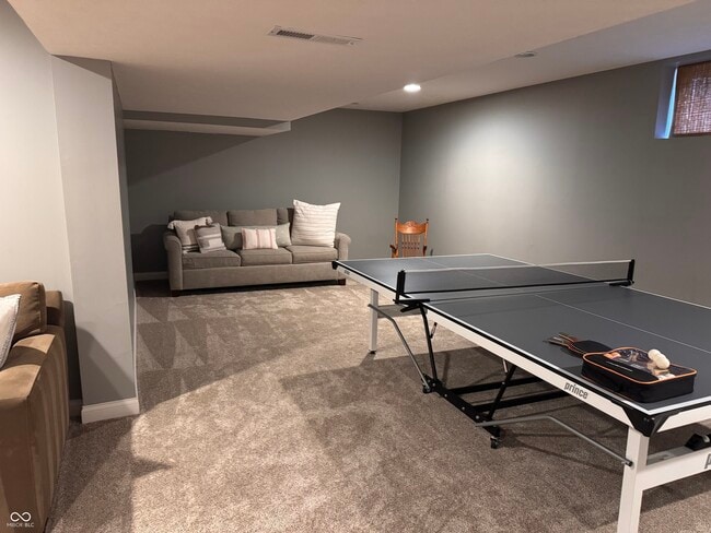 Building Photo - 6862 Riverside Way