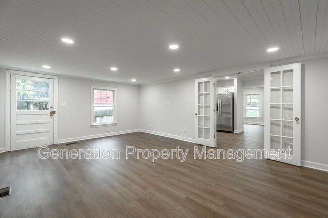 Building Photo - 103 Delray Ave