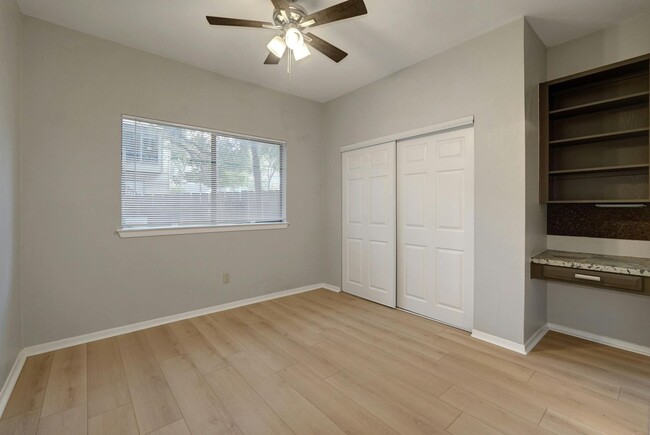 Building Photo - Affordable West Campus Condo Less Than a M...