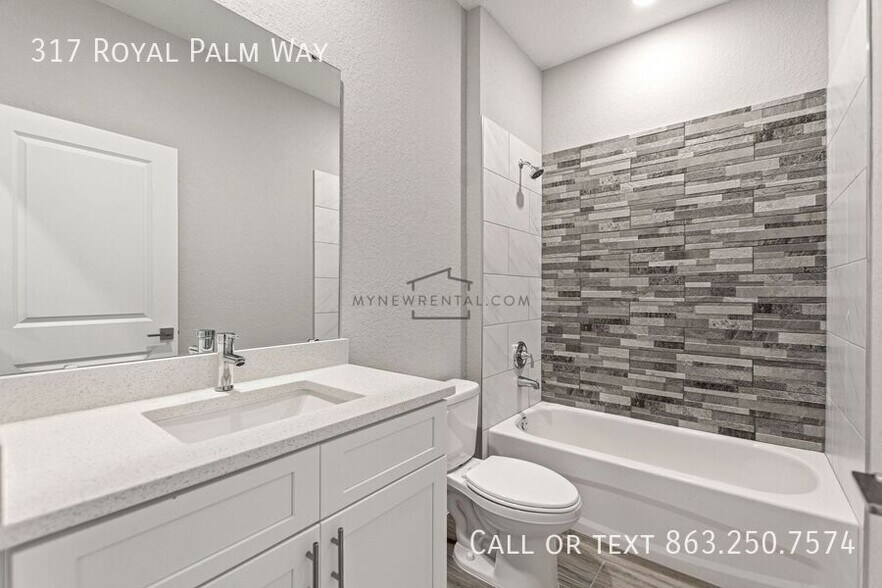 Building Photo - 317 Royal Palm Wy