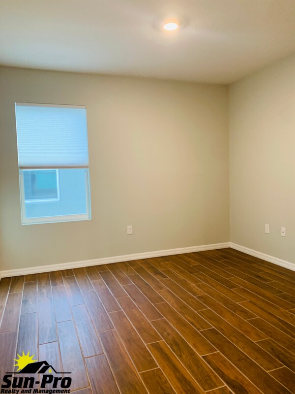 Building Photo - 311 Caryota Ct