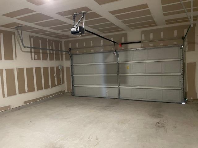 Building Photo - 612 Red Knot Ave
