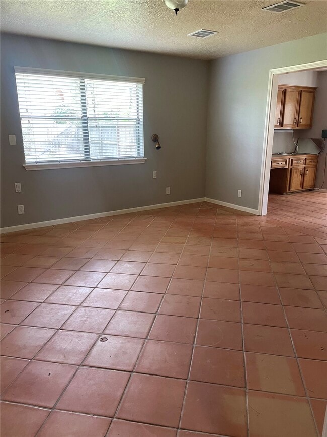 Building Photo - 21122 Harvest Hill Ln