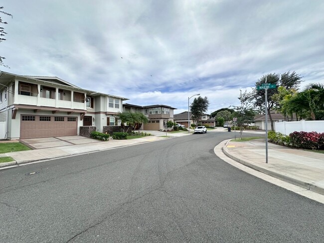 Building Photo - Ka Makana @ Hoakalei Golf Course front Upgraded Developer Model
