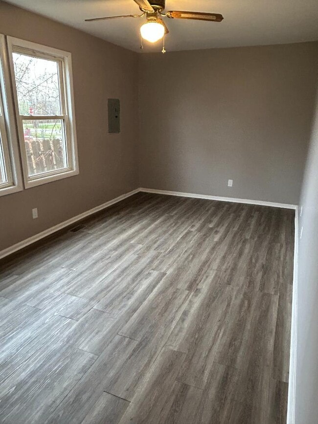 Building Photo - 1005 Bacon St