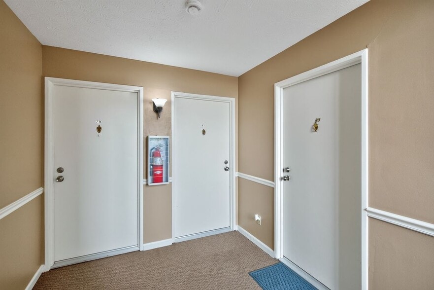 Building Photo - 9481 Canyon Pass Dr