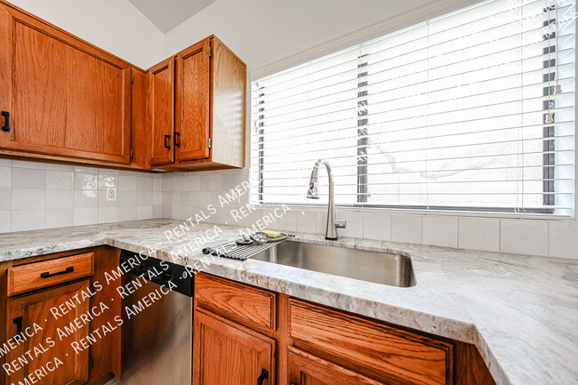 Building Photo - 9429 E Camino Del Santo