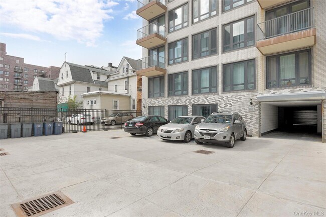 Building Photo - 148-36 89th Ave