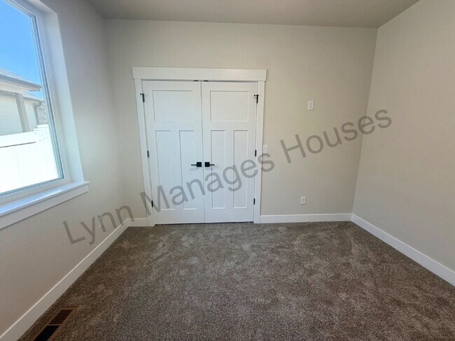 Building Photo - Brand New Single Family Home!