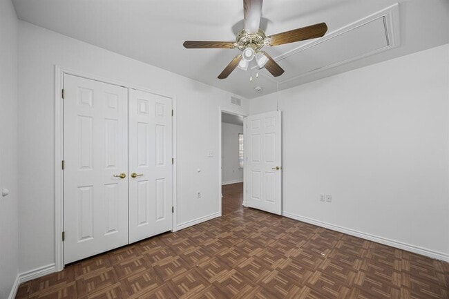 Building Photo - 6109 Club Terrace