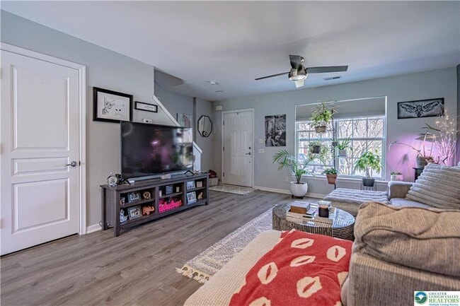 Building Photo - 8428 Cromwell Ct