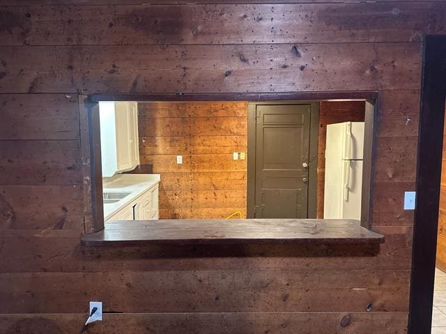 Building Photo - 409 Miller St