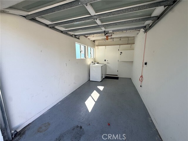 Building Photo - 840 Brooks Ave