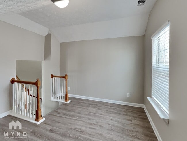 Building Photo - 3302 Summer Brooke Ln