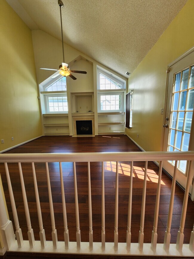 Building Photo - 276 Weatherford Way