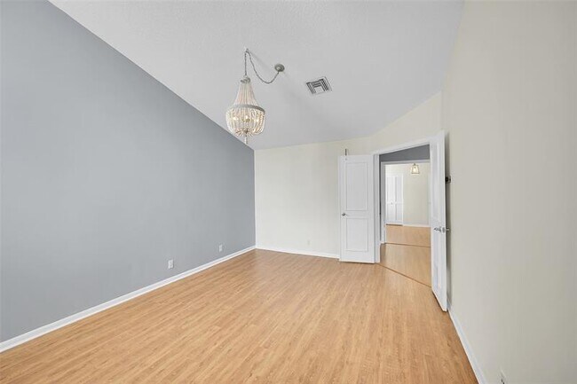 Building Photo - 5307 Buckhead Cir