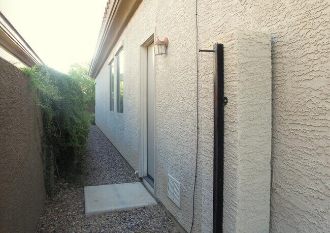 Building Photo - 43514 N 44th Ave