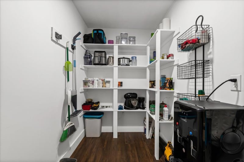 Building Photo - 2417 Hartford Rd