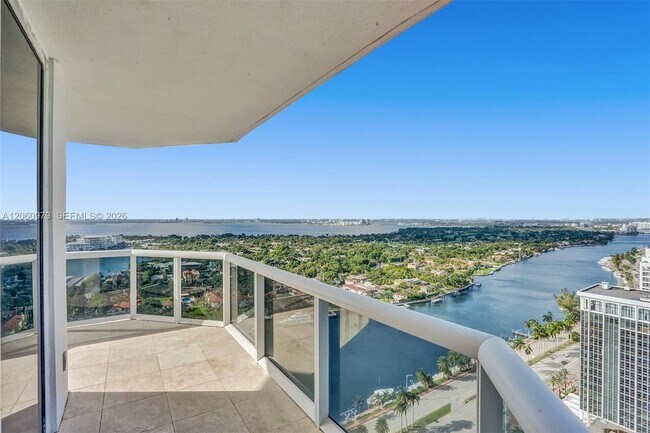 Building Photo - 4775 Collins Ave