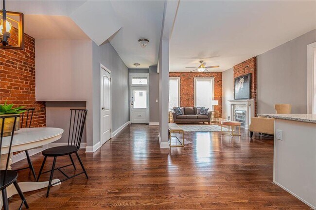 Building Photo - 3632 Wyoming St