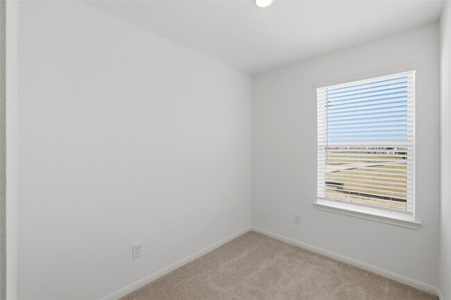 Building Photo - 21835 Canyon Moon Ln