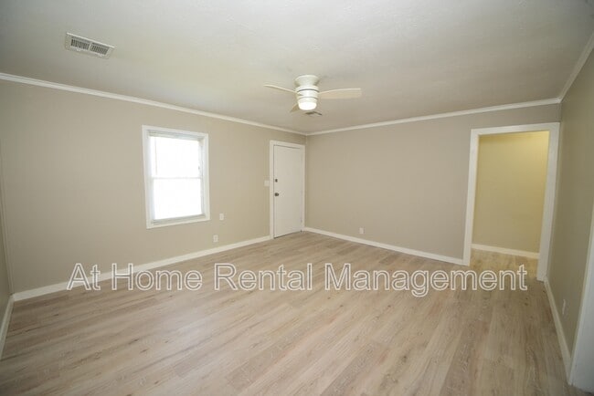 Building Photo - 424 S 73rd E Ave