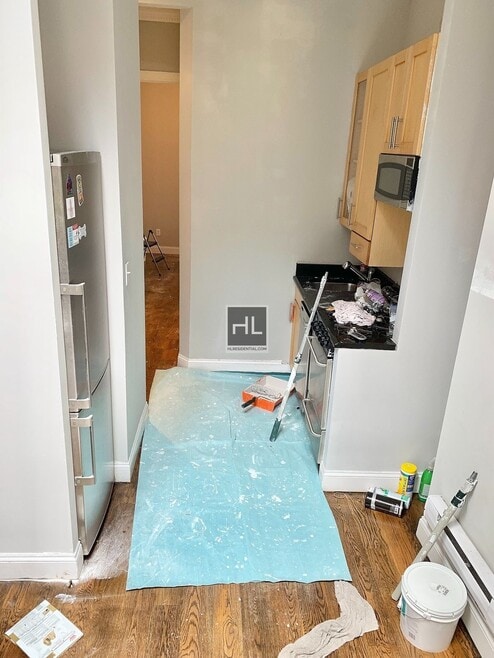 Building Photo - 697 10th Ave