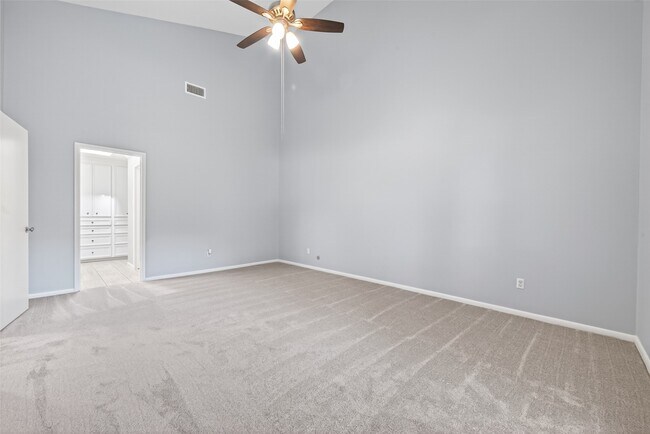 Building Photo - 5218 Palmetto St