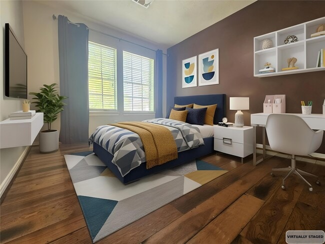 Building Photo - 1319 Park Wind Dr