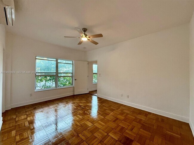 Building Photo - 4035 Meridian Ave