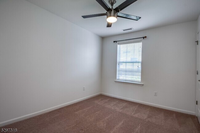 Building Photo - 115 Sowers Dr