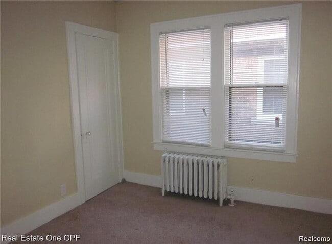 Building Photo - 1005 Beaconsfield Ave