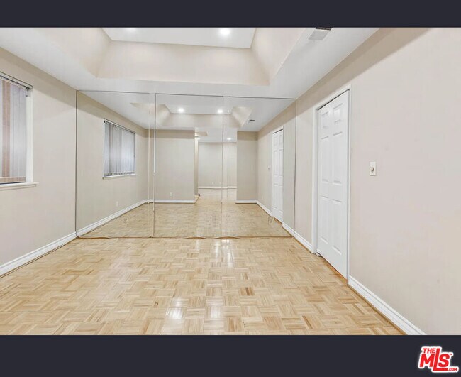 Building Photo - 5340 Wilkinson Ave