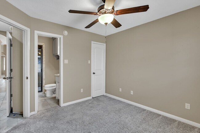 Building Photo - One story, and a 3-car garage!