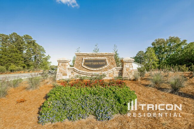 Building Photo - 446 Cantrell Dr