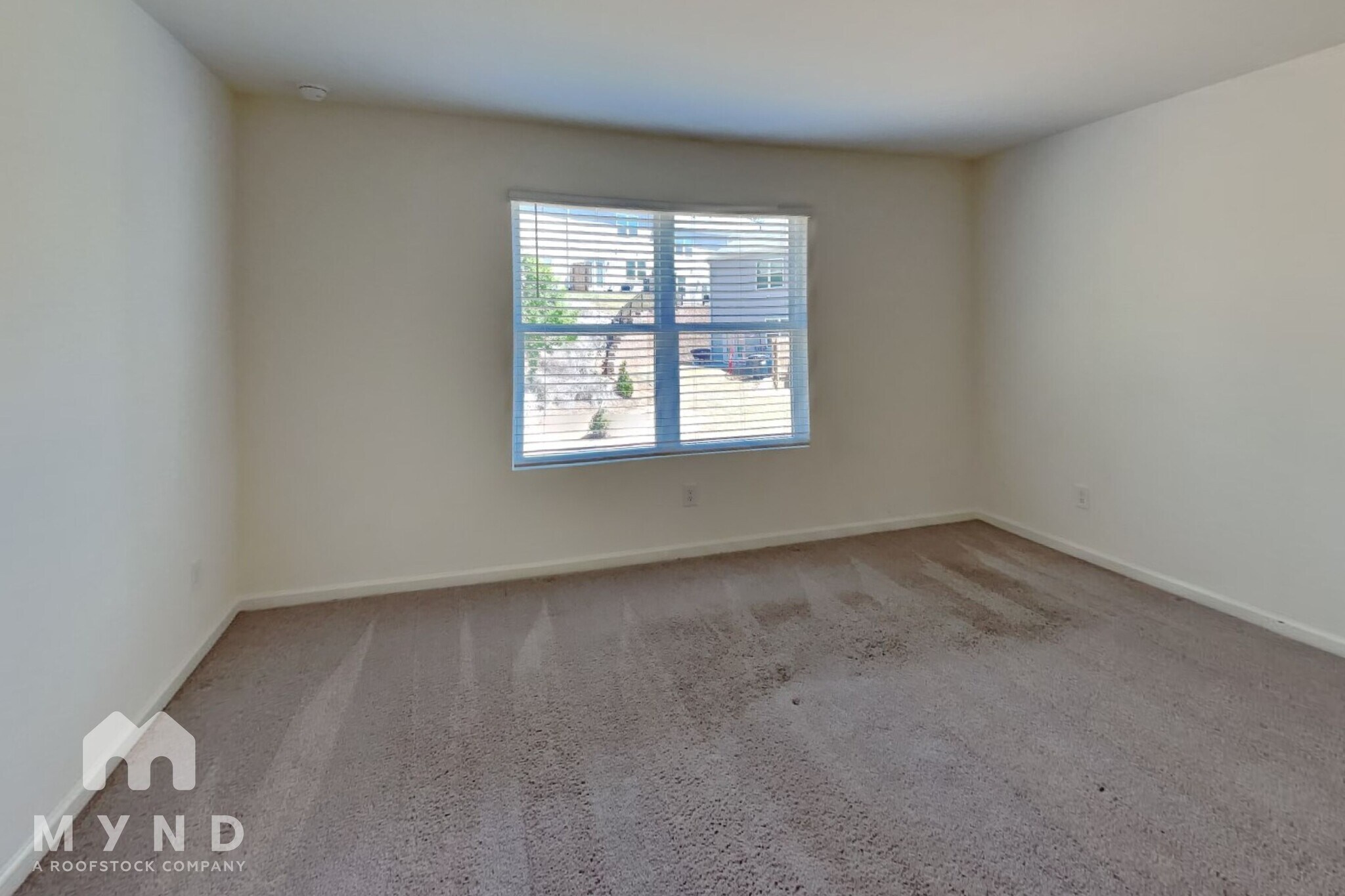 Building Photo - 2596 Coventry St SW