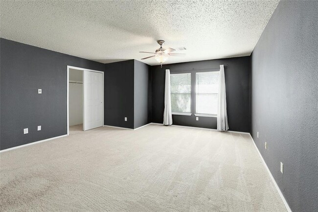 Building Photo - 1909 Marysol Trail