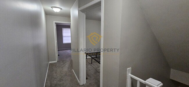 Building Photo - 933-935 N Dearborn St