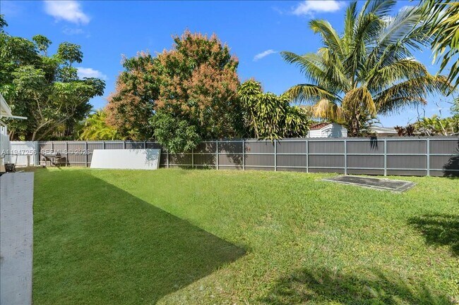 Building Photo - 10351 SW 164th St