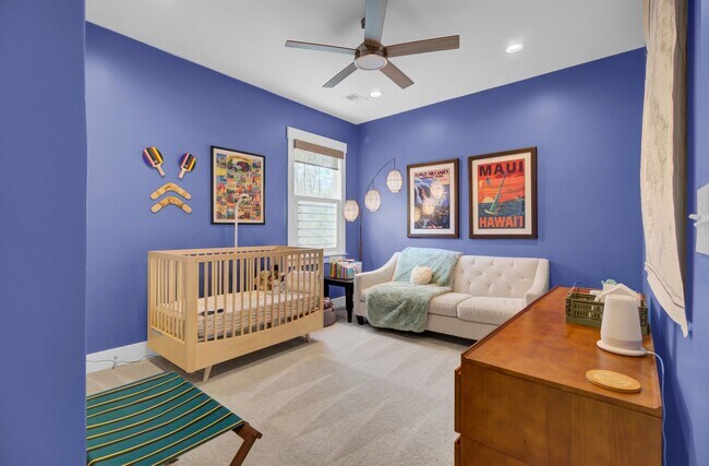 Building Photo - Impressive 4 bedroom home + office with el...