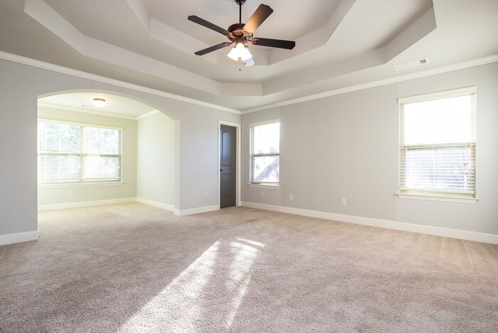 Building Photo - 333 Castle Top Ln SE