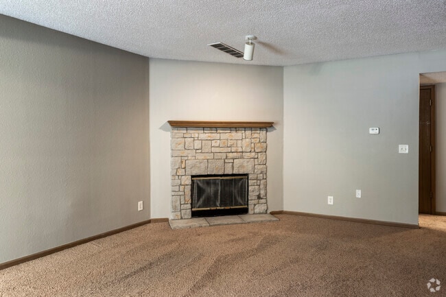 2BR, 1.5BA - 1250 SF - Chestnut Heights