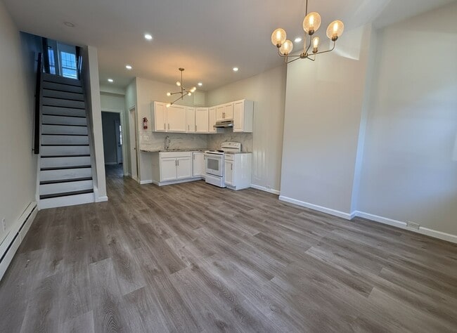 Building Photo - 2556 N Jessup-