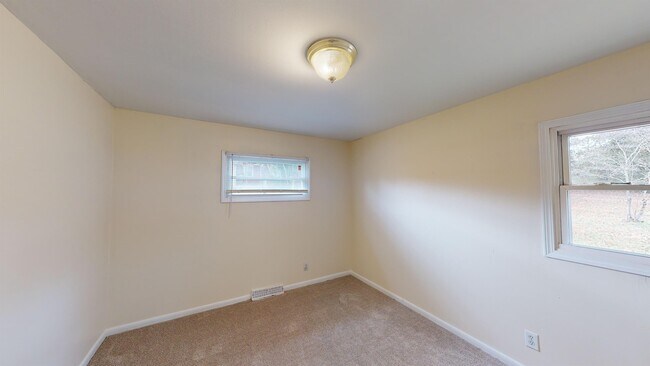 Building Photo - 1318 Argonne Blvd