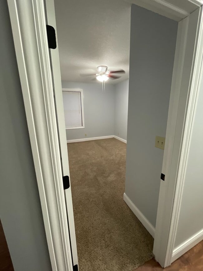 Building Photo - 3 large bedrooms with large closets & 2 fu...