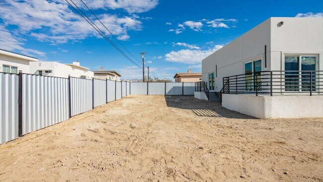 Building Photo - 67670 Buckboard Ln