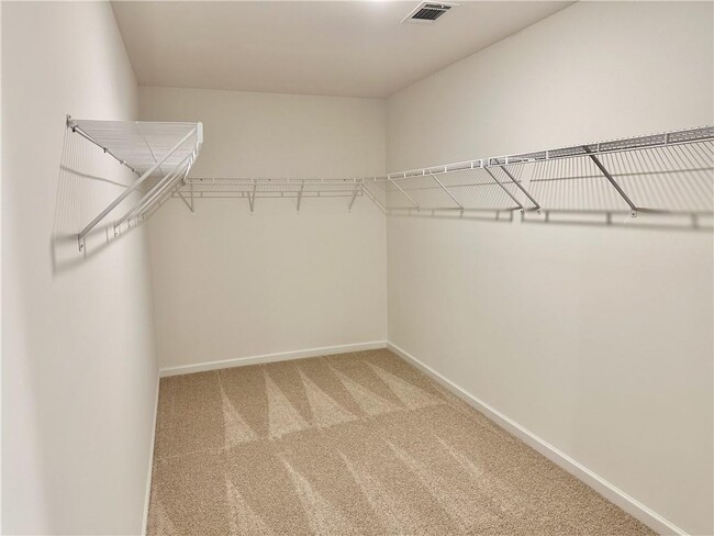 Building Photo - 213 Bloomfield Cir